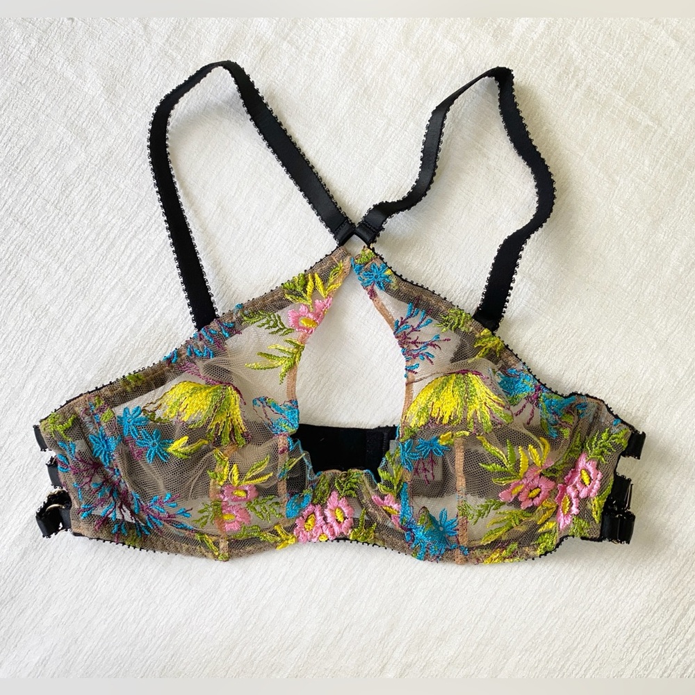 💎Edge o’ Beyond Zuzia High Neck Bra Size 1-2 XS/S
